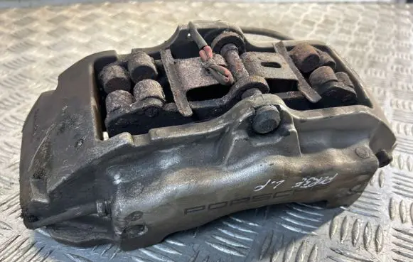 Porsche Cayenne (9PA) Front brake caliper