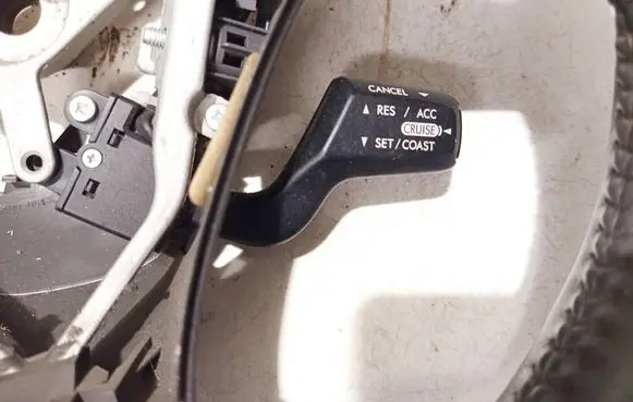 Subaru B9 Tribeca Cruise control stalk 