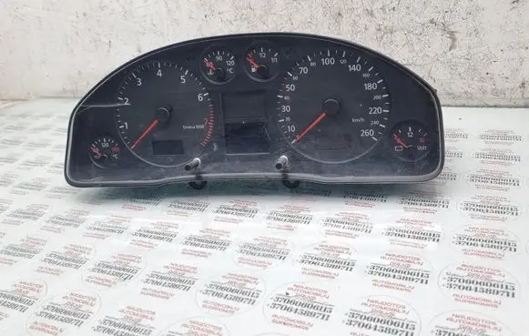 Audi A6 S6 C5 4B Speedometer (instrument cluster) 4B0920900G