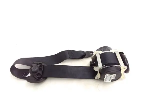 Rear seatbelt