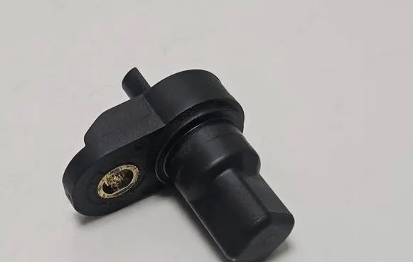 BMW M5 Crankshaft position sensor 7628741 080814 0170