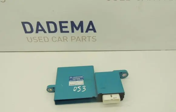 Toyota RAV 4 (XA30) Door central lock control unit/module 8930052030