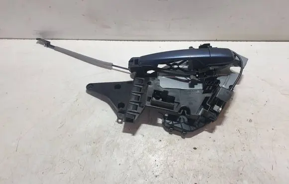 Volvo S80 Rear door exterior handle/bracket 986873100