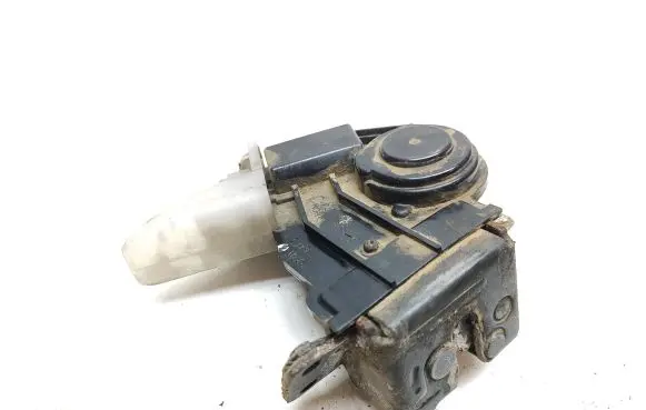 Toyota Land Cruiser (J200) Loading door lock 12110 20225
