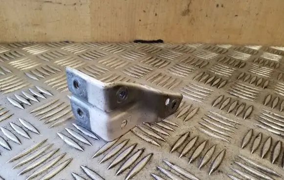 Hyundai ix35 Fender mounting bracket