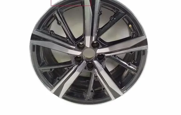 Peugeot 308 R18 alloy rim 9835058180