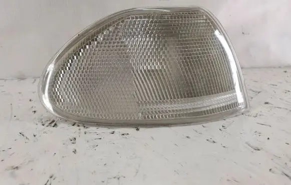 Opel Astra F Front indicator light 182069B