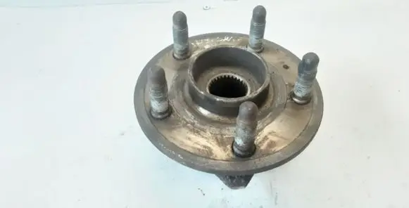 Opel Insignia A Front wheel hub