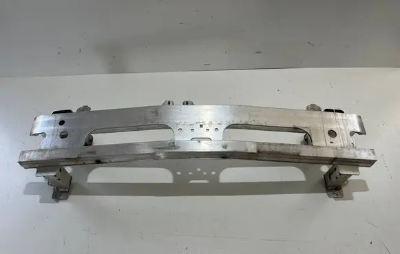Opel Mokka B Front bumper support beam 