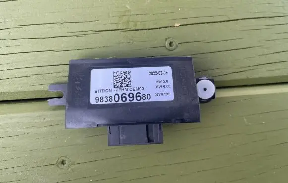 Citroen DS3 Other devices 9838069680