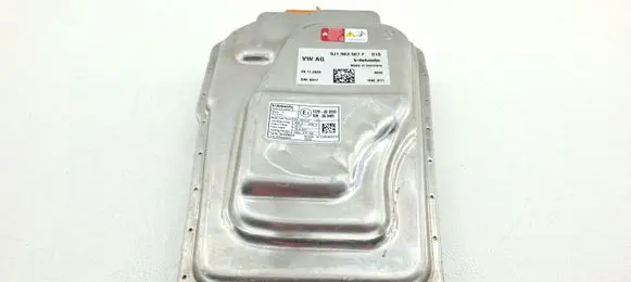 Porsche Taycan 9J1 Auxiliary heating control unit/module 9J1963507F 122R000550