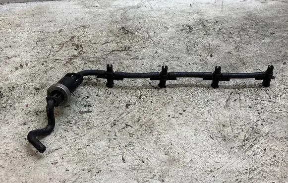 Fuel return line/hose