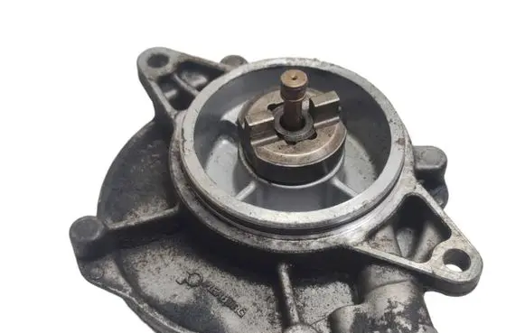 Audi A6 S6 C6 4F Vacuum pump 7000130202 05T760946 057145100L