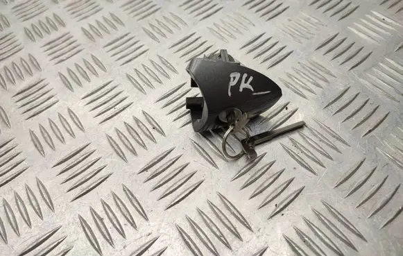 Mercedes-Benz B W246 W242 Front door lock (next to the handle) A2047661325
