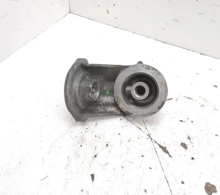 Volkswagen Transporter - Caravelle T4 Oil filter mounting bracket 