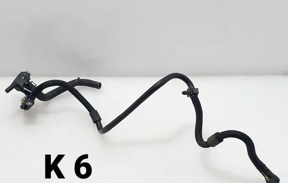 Volkswagen Golf VII Exhaust gas pressure sensor 04L906051B 04L611933 140524T000511D