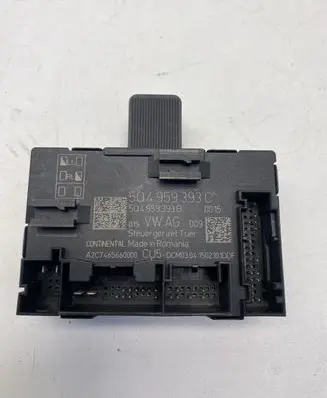 Volkswagen Golf VII Door control unit/module 5Q4959393C