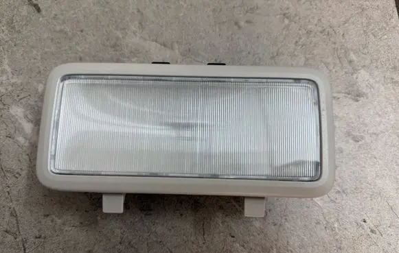 Ford Ranger IV Rear seat light