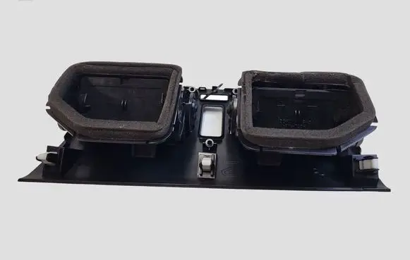 Mazda 3 II Dash center air vent grill K3006K6269