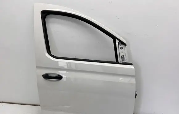 Volkswagen Caddy Front door 