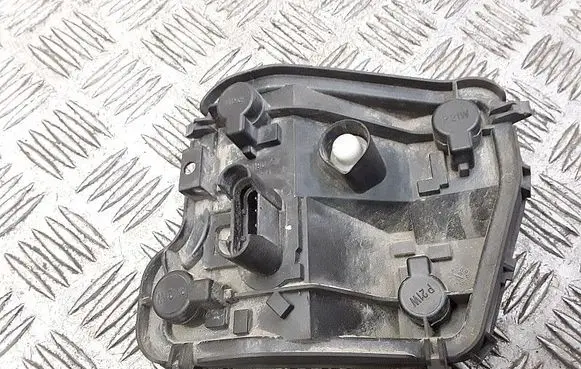 Fiat Linea Tail light bulb cover holder 20190751