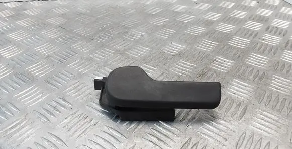 Engine bonnet (hood) release handle
