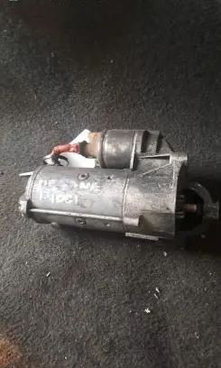 Renault Megane II Starter motor D7R49