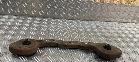 Toyota RAV 4 (XA40) Rear differential mounting bracket