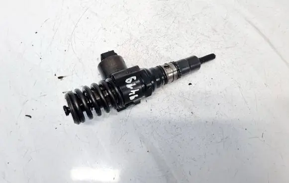 Skoda Octavia Mk2 (1Z) Fuel injector 03G130073G 0414720404