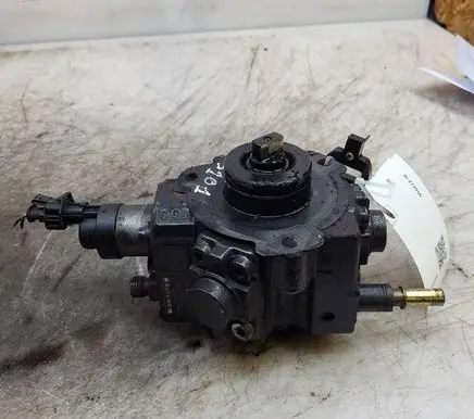 Land Rover Freelander 2 - LR2 Fuel injection high pressure pump 9683268980 0445010139
