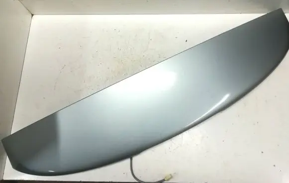 Tailgate/trunk spoiler