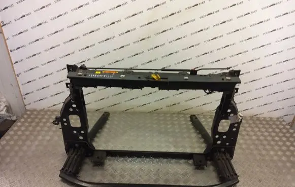 Jeep Renegade Radiator support slam panel