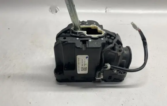 Dodge Charger Gear shifter/selector 68205233AH