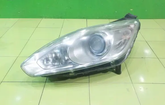 Ford C-MAX II Headlight/headlamp 89502243
