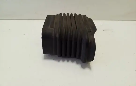 Mitsubishi Outlander Air intake duct part GF71204270