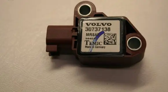 Volvo V50 Airbag deployment crash/impact sensor 8840A6 30737138