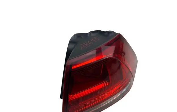 Volkswagen Golf VII Rear/tail lights 5G0945096M