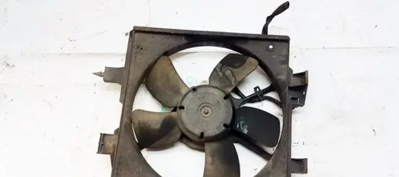 Mazda Premacy Radiator cooling fan shroud