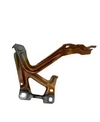 Skoda Fabia Mk4 (6VA) Engine bonnet/hood hinges 6VA823301