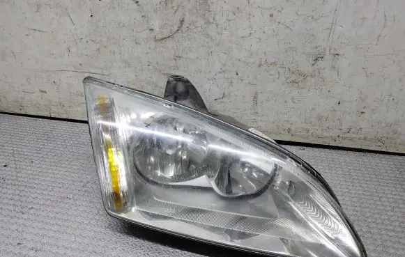 Ford Focus Headlight/headlamp 4M5II3K060AA