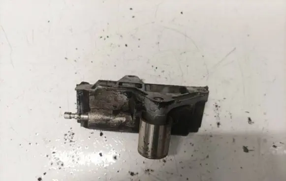 Volkswagen PASSAT B5.5 Slide rail for timing chain 045109479b