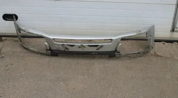 Volvo XC90 Front bumper 08620598