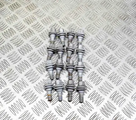 Opel Grandland X Nuts/bolts 