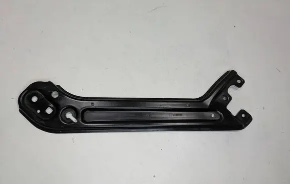 Skoda Octavia Mk4 Headlight/headlamp mounting bracket 5E3805932