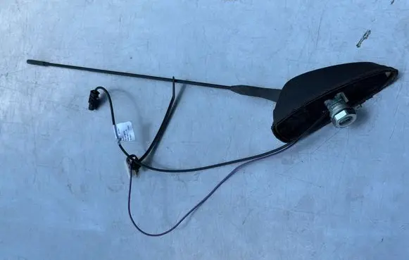 Mercedes-Benz Sprinter W906 Aerial GPS antenna A9068200475 ZGS006