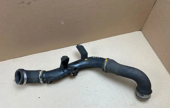 Volkswagen PASSAT B6 Intercooler hose/pipe 1K0145770N