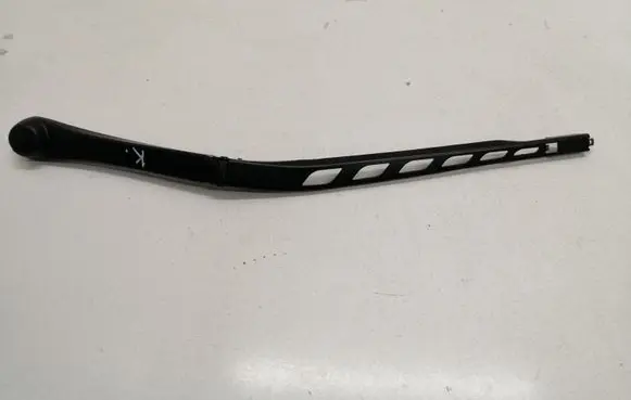 BMW 5 E60 E61 Front wiper blade arm