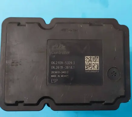 Suzuki Grand Vitara II ABS Pump 06210953293 77K0 06210210294
