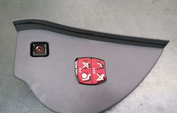 Citroen C3 Dashboard side end trim 9638006377
