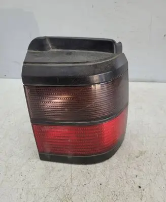 Volkswagen PASSAT B3 Rear/tail lights 333945257